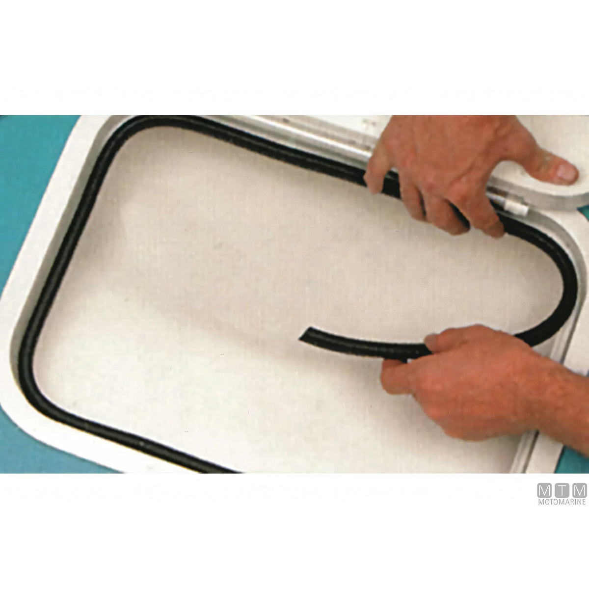 Trim-Lok guarnizione DO Rubber EPDM nera adesiva — vista 4
