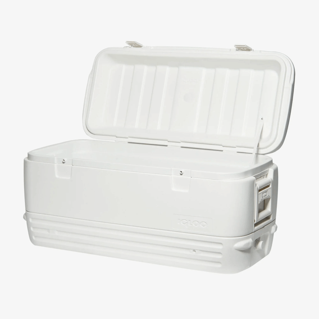 Ghiacciaia Igloo Polar 120 QT bianca in plastica rigida con coperchio aperto, 114 litri