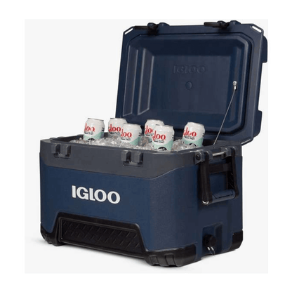 Ghiacciaia Igloo BMX 52 blu navy aperta con 6 lattine su ghiaccio, pareti rinforzate e ruote