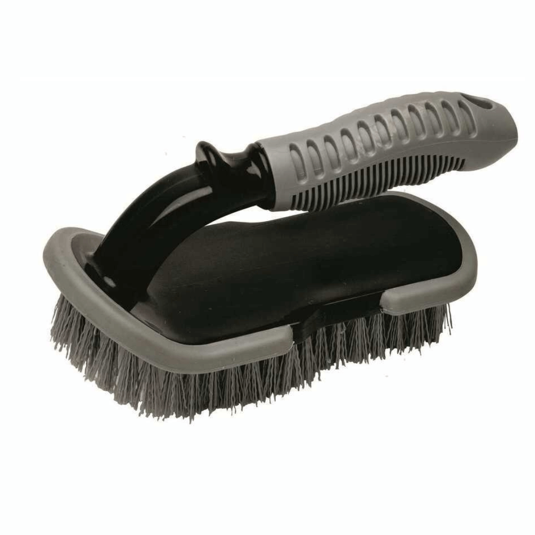 Spazzola boat line nera e grigia con manico ergonomico e setole in nylon, ideale per pulizia imbarcazioni