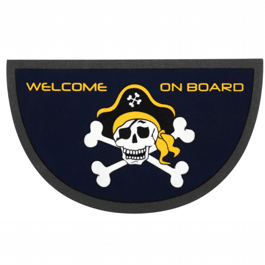 Zerbino nautico semicircolare blu con teschio pirata e scritta "Welcome On Board" in giallo, 40x68 cm