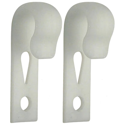Coppia di ganci porta-parabordi in plastica Flat-Fender, progettati per un aggancio e una regolazione rapida sulle cime d'ormeggio.