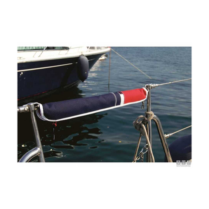 Copridraglie imbottito grigio Navishell con chiusura a zip per barca a vela.