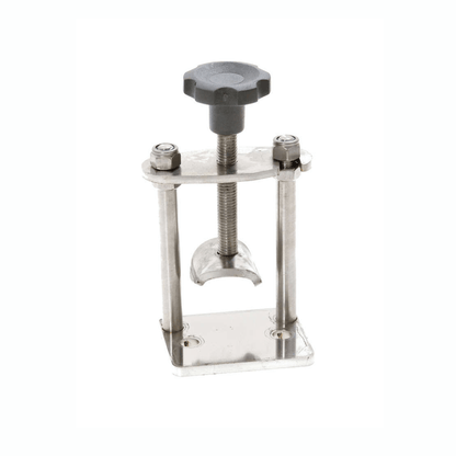 Kit ferma ancora in acciaio inox, accessorio di bloccaggio per musoni di prua basculanti.