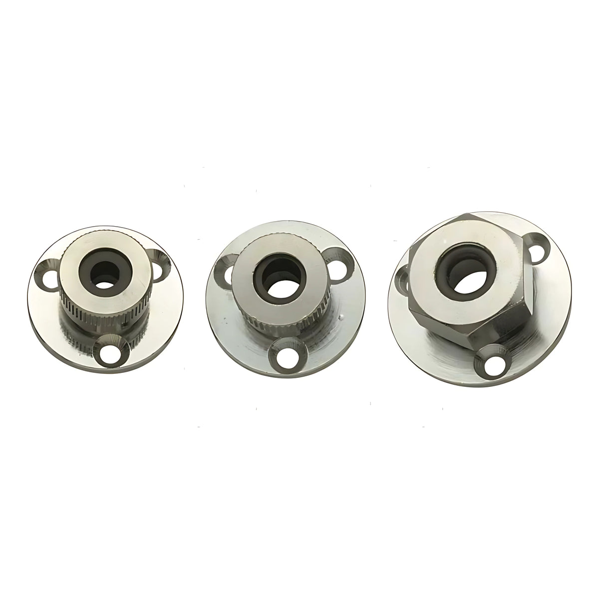 Passacavo nautico stagno in ottone cromato con guarnizione interna in gomma per cavi elettrici da 6, 8 e 10 mm.