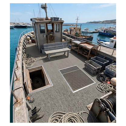 Rivestimento per pavimenti nautici in PVC modello Lario colore Grigio 294, disegno effetto bouclé con supporto telato per barche.