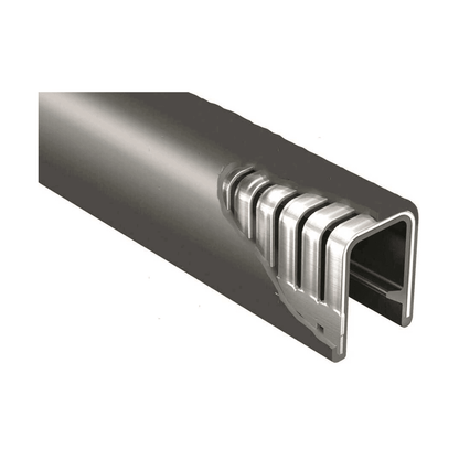 Profilo paraspigoli Trim-Lok in alluminio lucido e PVC nero, sezione a U con nervature interne
